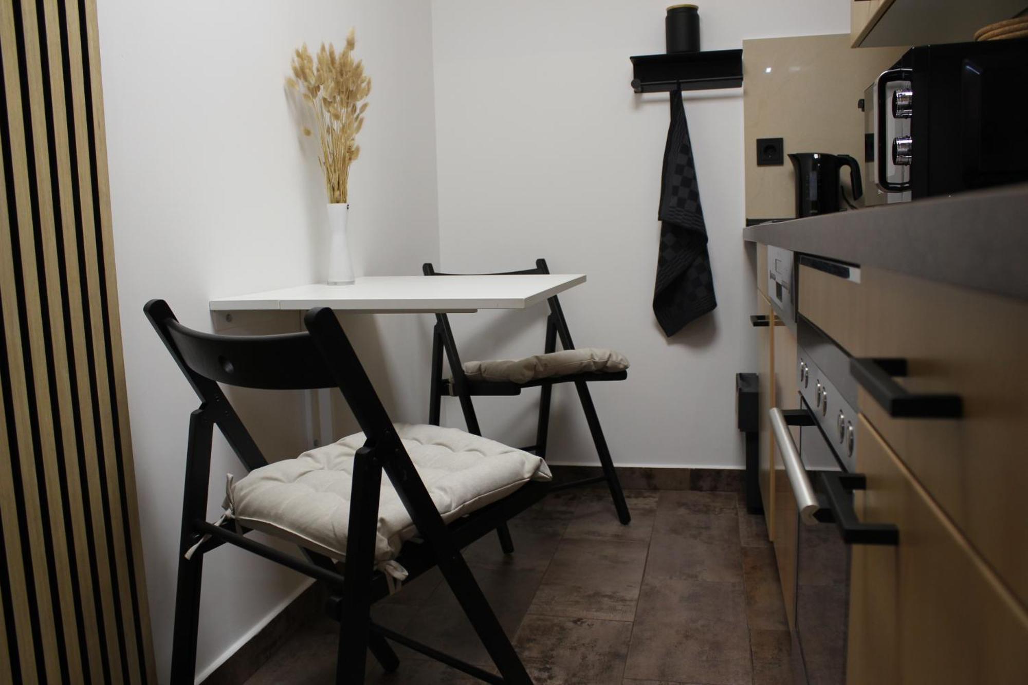 Apartment -Amalia- Mit Klimaanlage & Ueberdachte Terrasse Ergersheim Luaran gambar