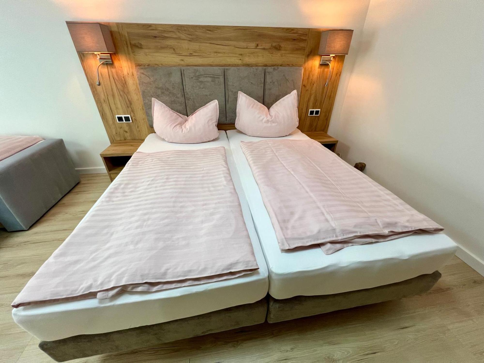 Apartment -Amalia- Mit Klimaanlage & Ueberdachte Terrasse Ergersheim Luaran gambar