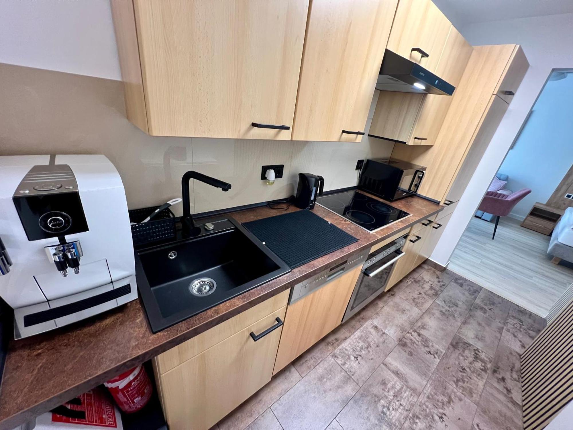 Apartment -Amalia- Mit Klimaanlage & Ueberdachte Terrasse Ergersheim Luaran gambar